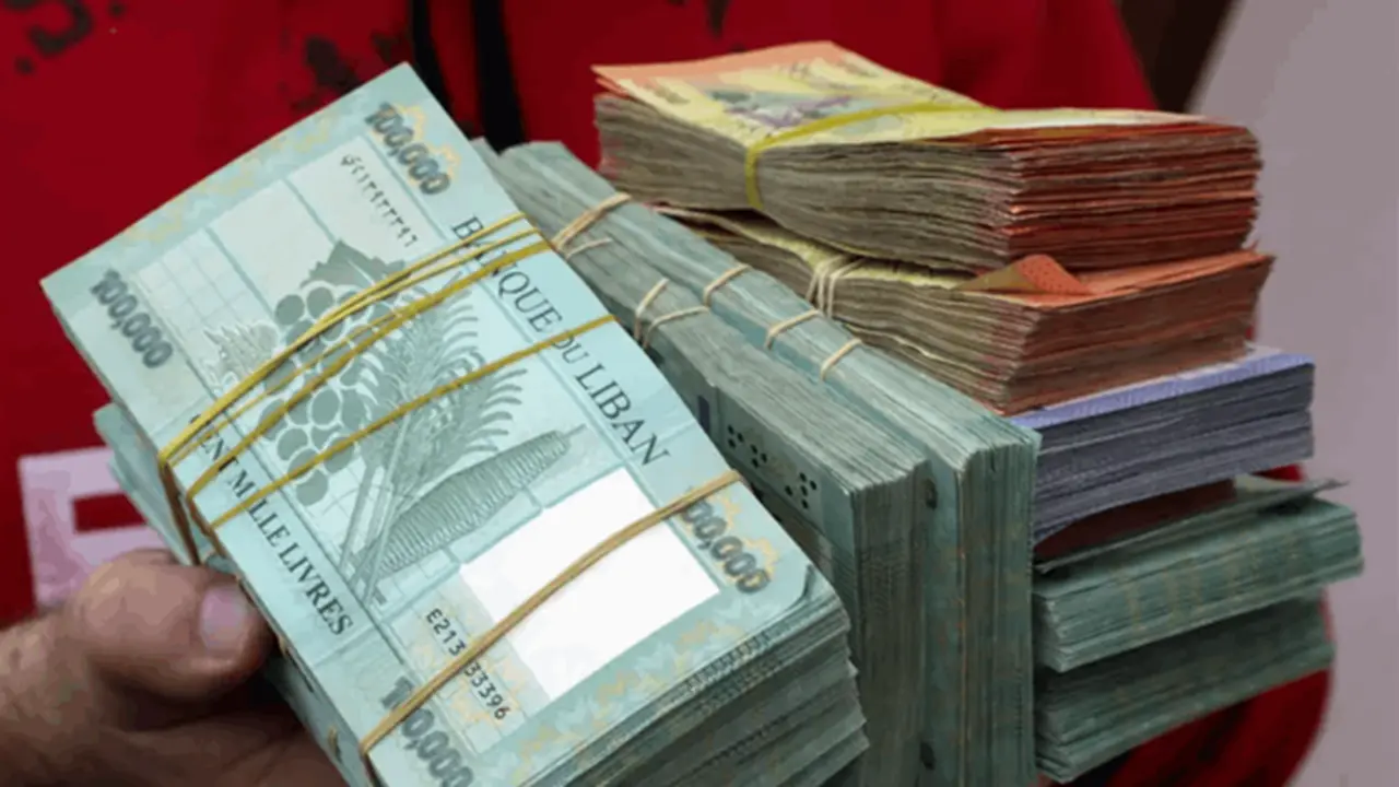 تذبذب سعر الصرف يعيد العملة الوطنية إلى منطقة الخطر مجدداً